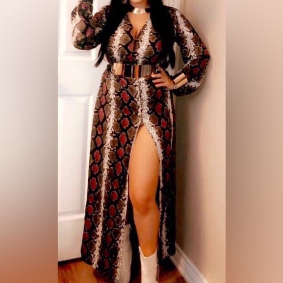 Western Dress - Picture 1 of 2